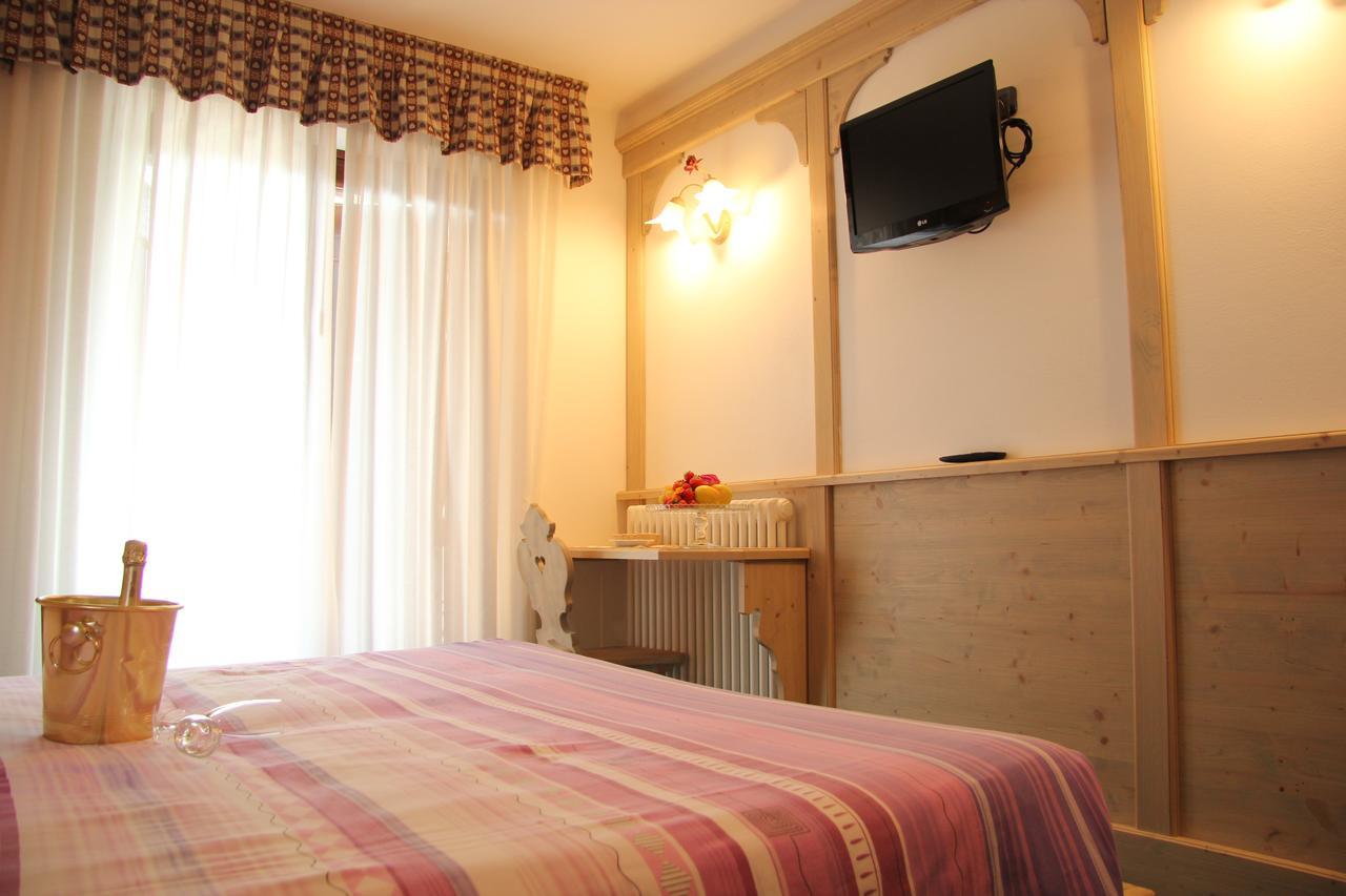 Hotel Lory 平佐洛 外观 照片